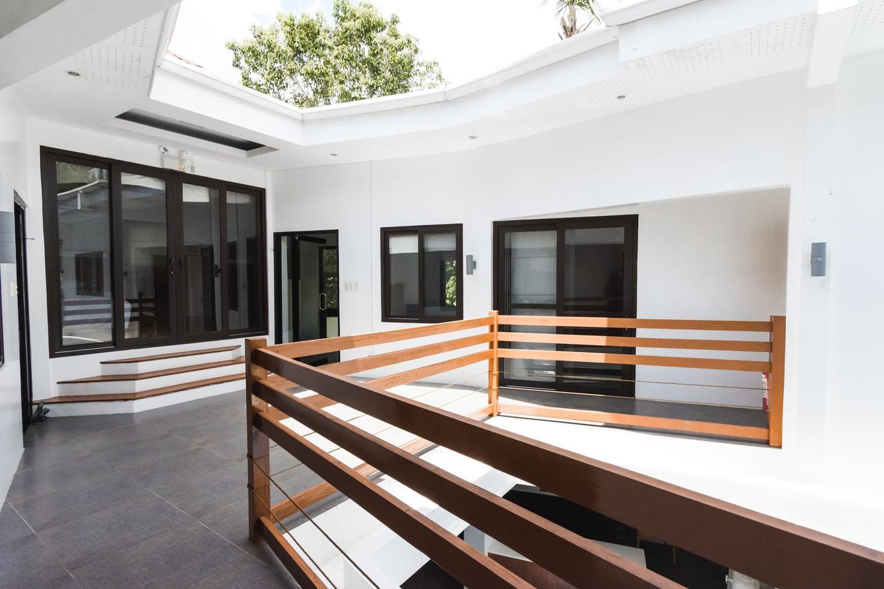 The Whitehouse By The Sea Villa Panglao Dış mekan fotoğraf