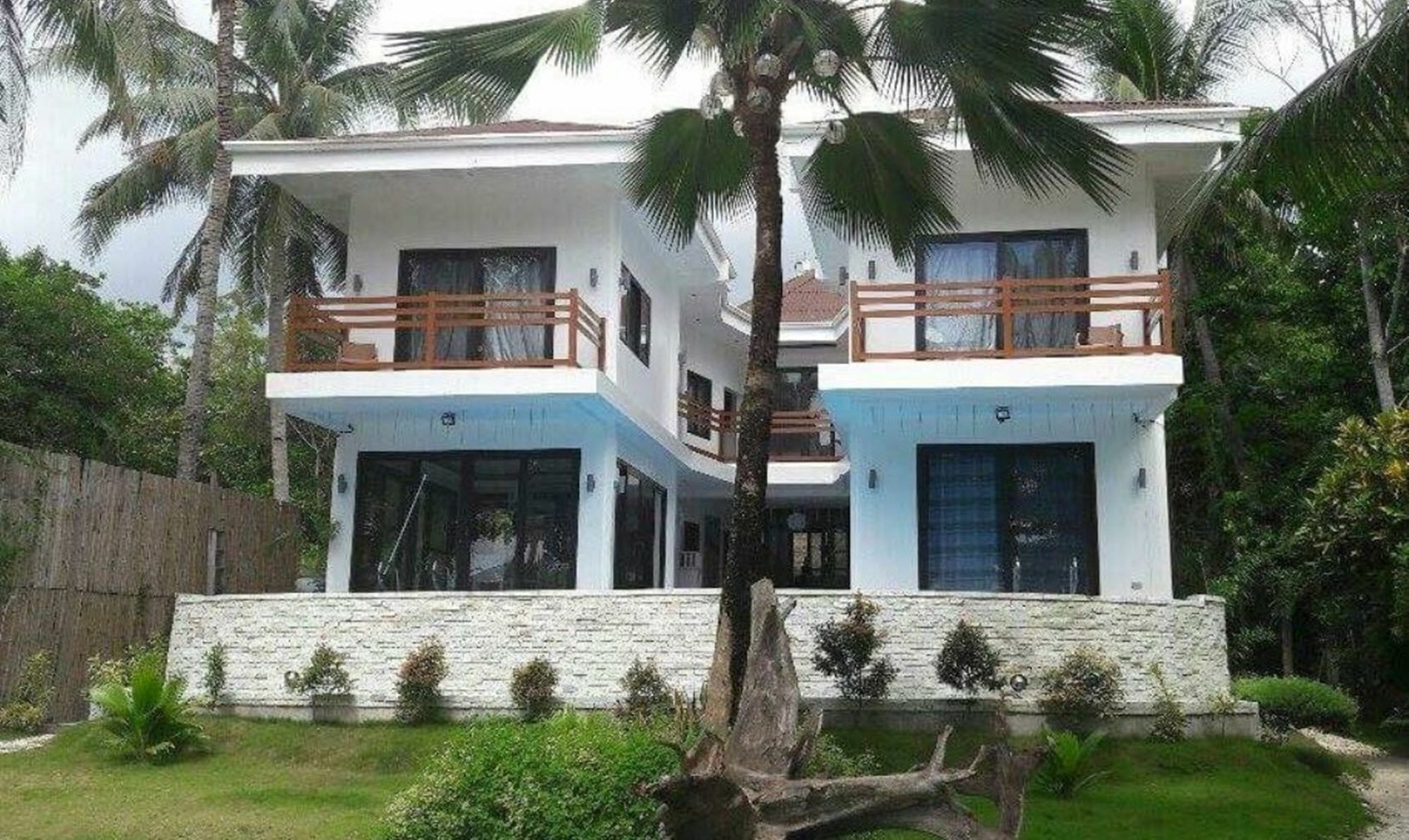 The Whitehouse By The Sea Villa Panglao Dış mekan fotoğraf